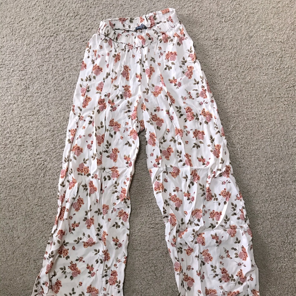 Brandy Melville pants